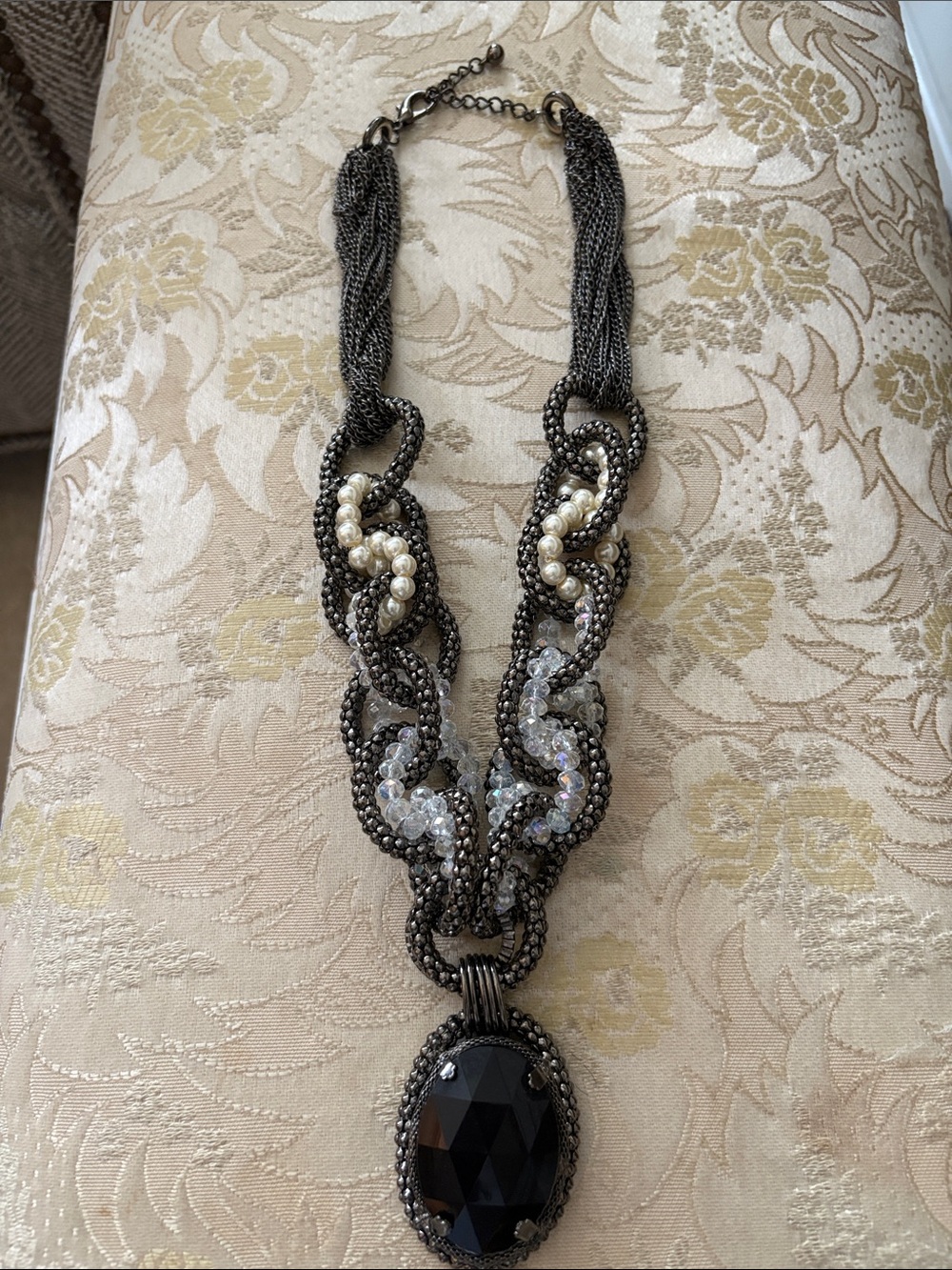 Tracy Lynn Statement Gunmetal Chain Necklace w/Black Pendant and Pearl Accents